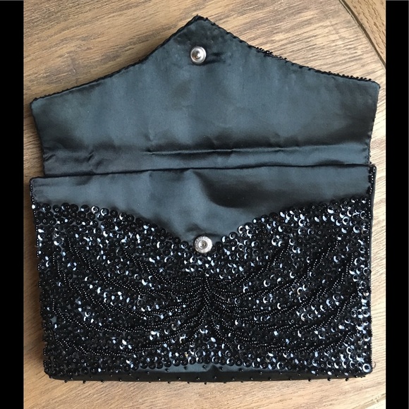 1950’s SATIN BLACK BEADED CLUTCH BAG - Picture 2 of 6